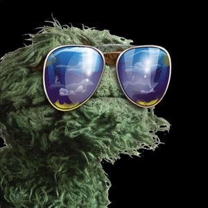 Meet your Posher, Enrique